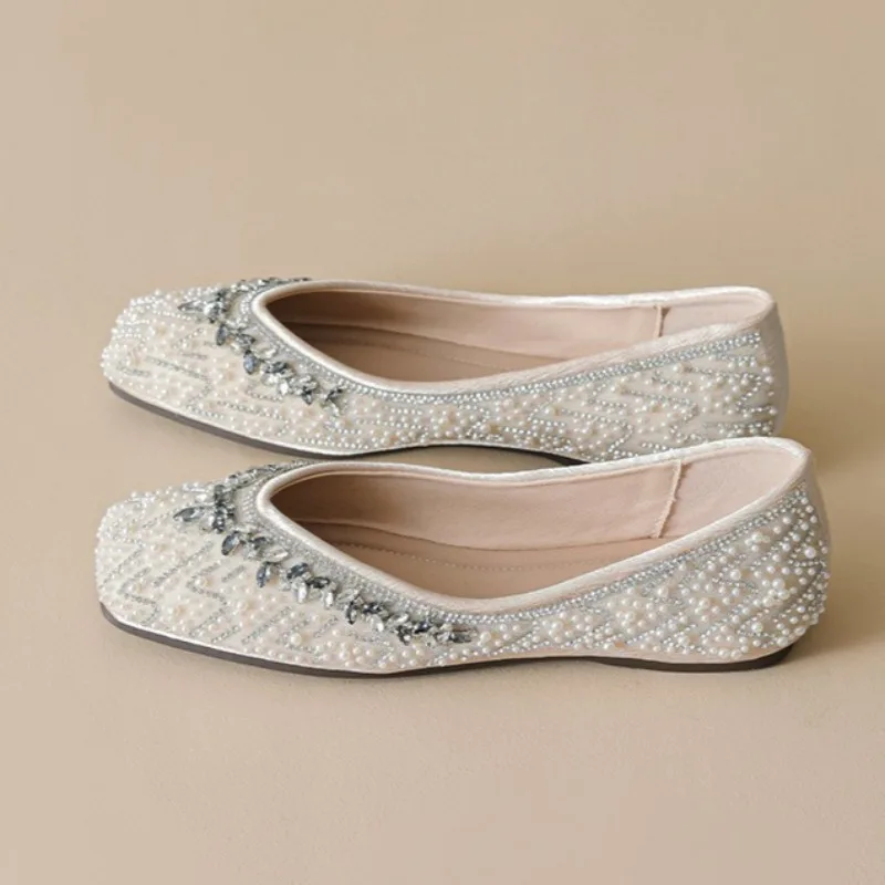 

2026 New Womens Shoes Fashion Imitation Pearl Casual Shoes for Woman French Style Shallow Flat Shoe Designer Shoes Zapatos Mujer