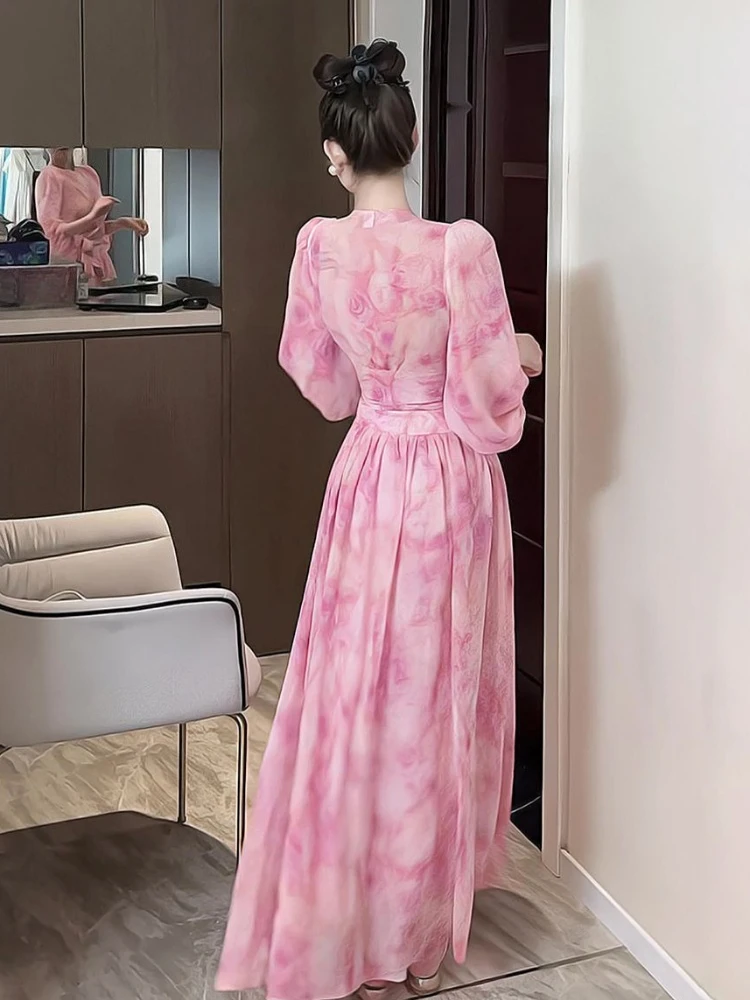 

Элегантный женский комплект из двух предметов: блузка с V-образным вырезом на завязках и юбка с цветочным принтом, летняя мода 2026, новинка