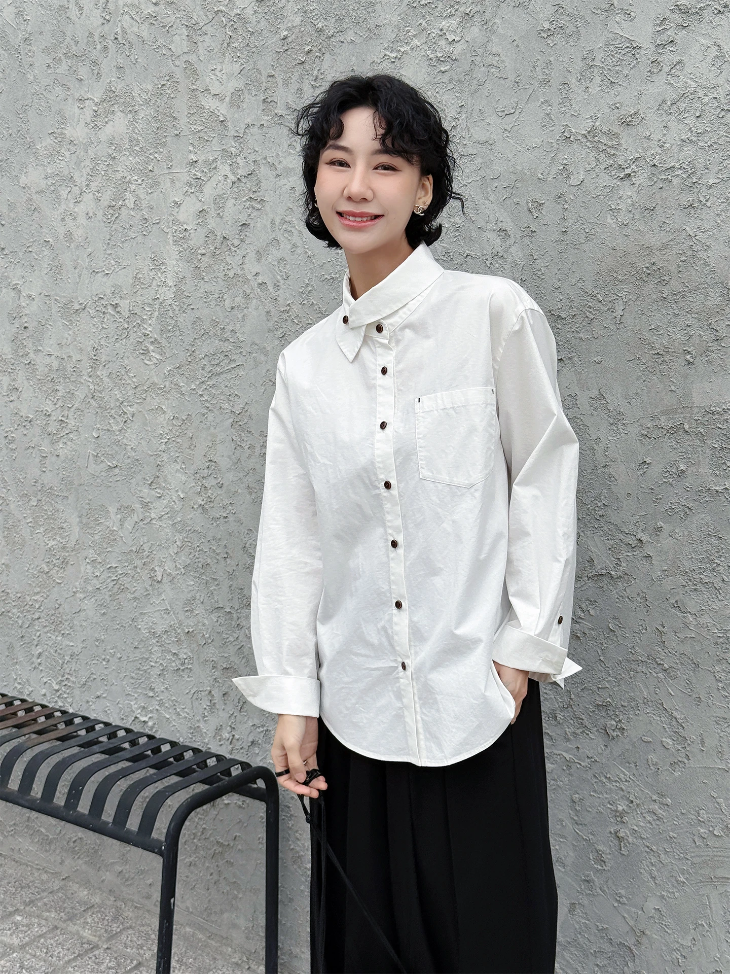 

TT Pure Cotton Asymmetric Collar irt Women's Lazy Sle Top Arcuate Hemline Straight Cut Long Sve irt