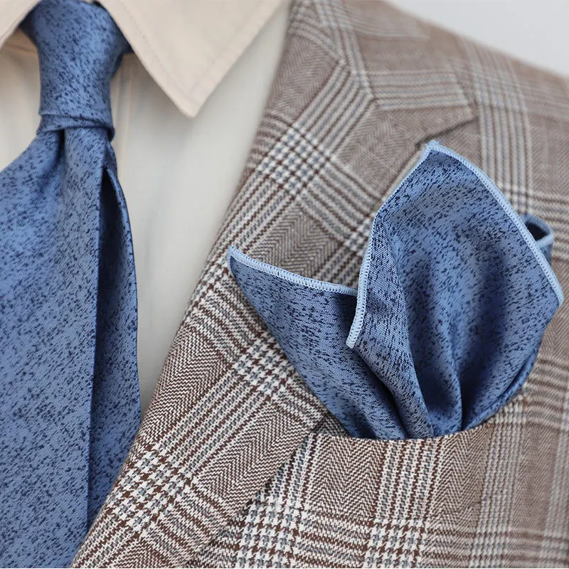 23 سنتيمتر الصلبة البني الرمادي جيب مربع الرجال الأعمال الرسمية منديل البوليستر المنسوجة لامعة الأزرق المنديل الزفاف سهرة اكسسوارات