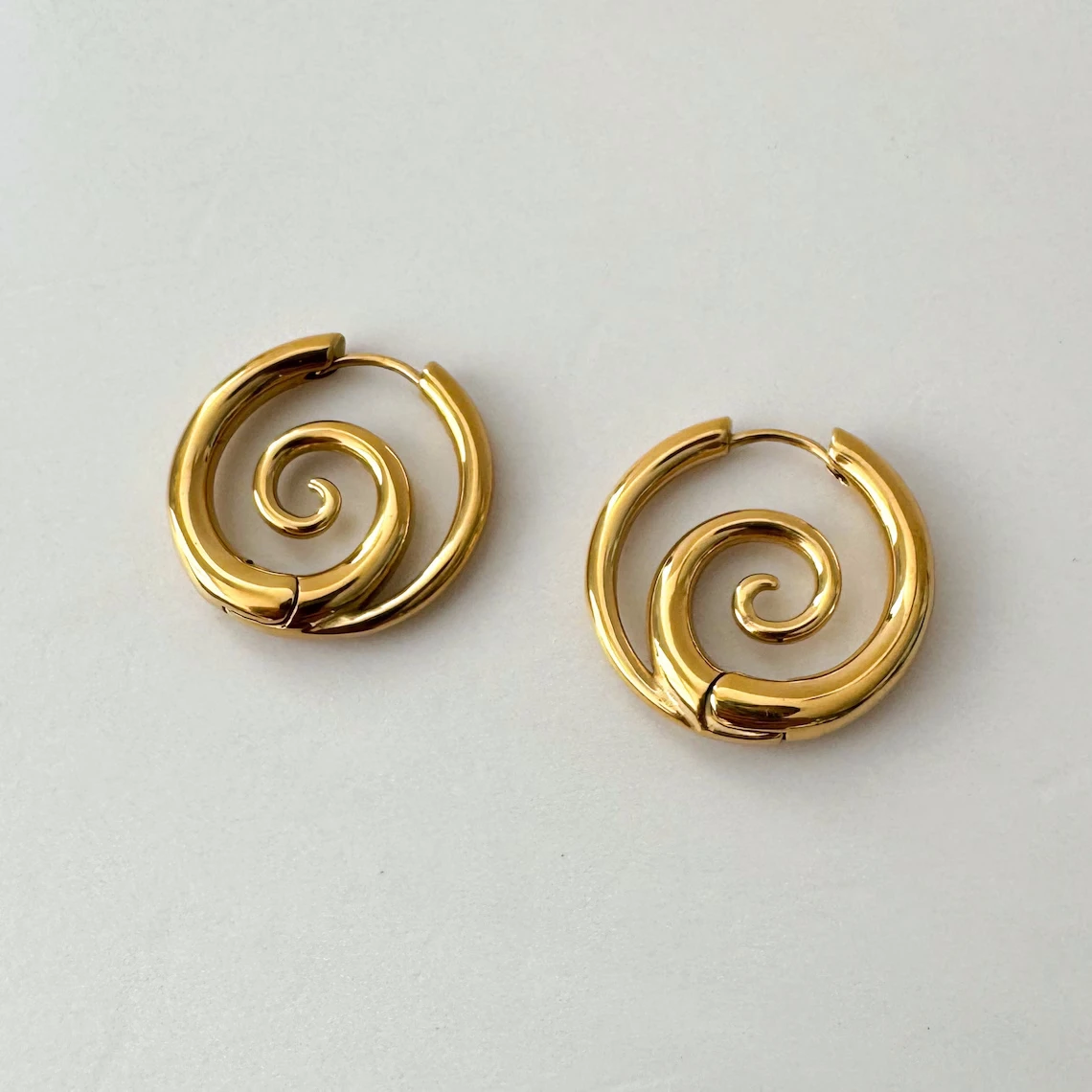 Thumbnail 2 - #54 Top Hoop Earrings Picks for Every Budget