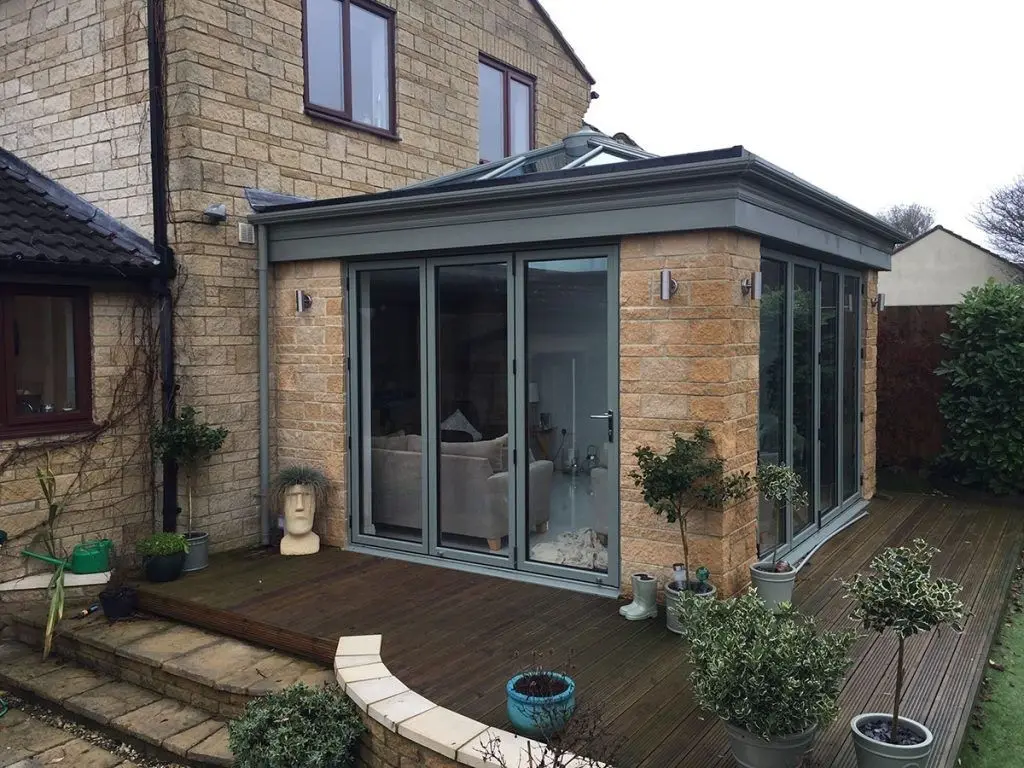 أبواب الأكورديون المصنع مباشرة عازلة للصوت باب زجاجي قابل للطي ثنائي الطي ألومنيوم بانورامي قابل للطي فناء أبواب ثنائية الطي للمنزل #3