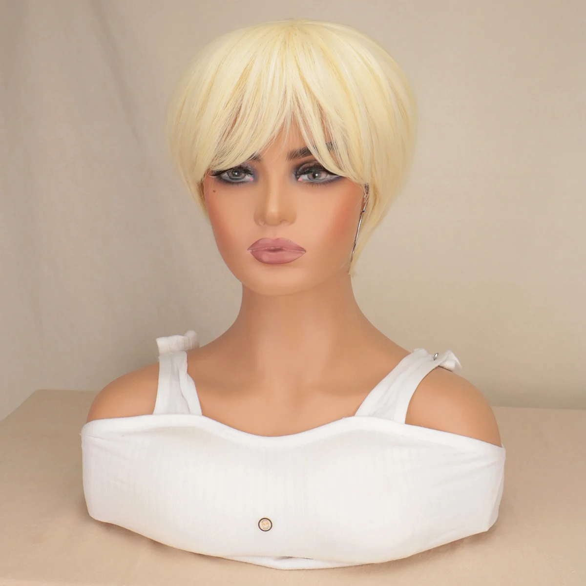 

Women or Mne Blonde Short Hair Women Synthetic Wigs Blonde HighLights Hair Wig Heat Resistant Fiber Cosplay Party Costume