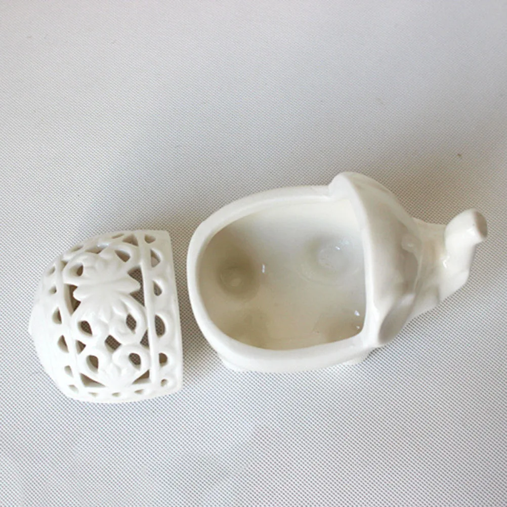 

3Pcs Elephant Shaped Candlestick Ceramic Stand Stylish Home Party Table Decoration Elephant Shaped Candlestick