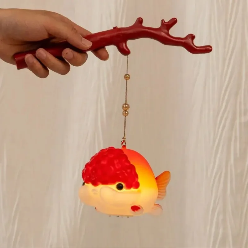 Chinese Creative Glowing Handheld Lantern Luminous Ancient Loween Goldfi Lantern Handheld Traditional Festival Lantern New Year