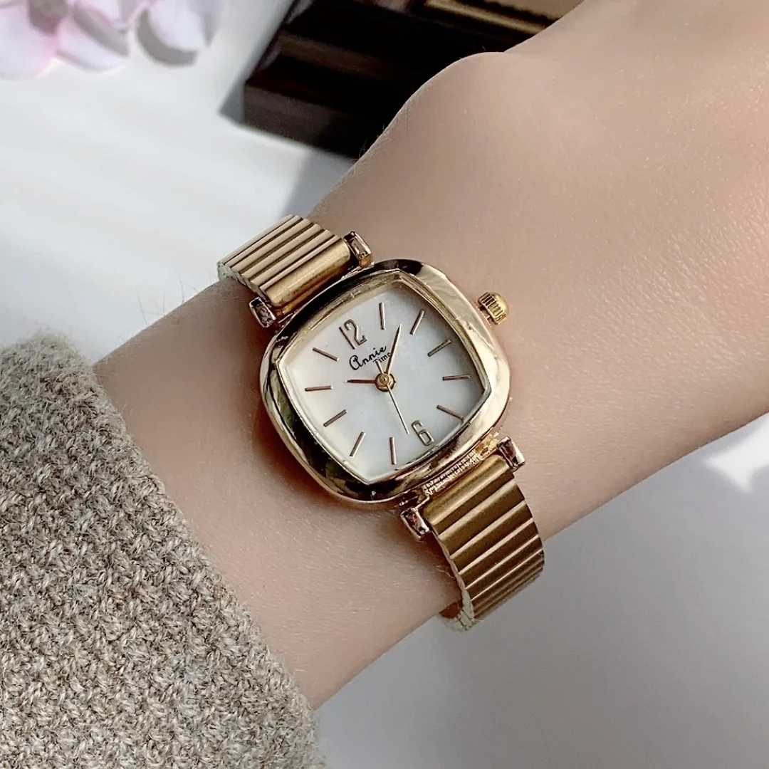 ساعات سيدات الأعمال أزياء أنيقة فضية ووتش للنساء حزام الصلب الأصلي بسيط كوارتز ساعة اليد السيدات reloj