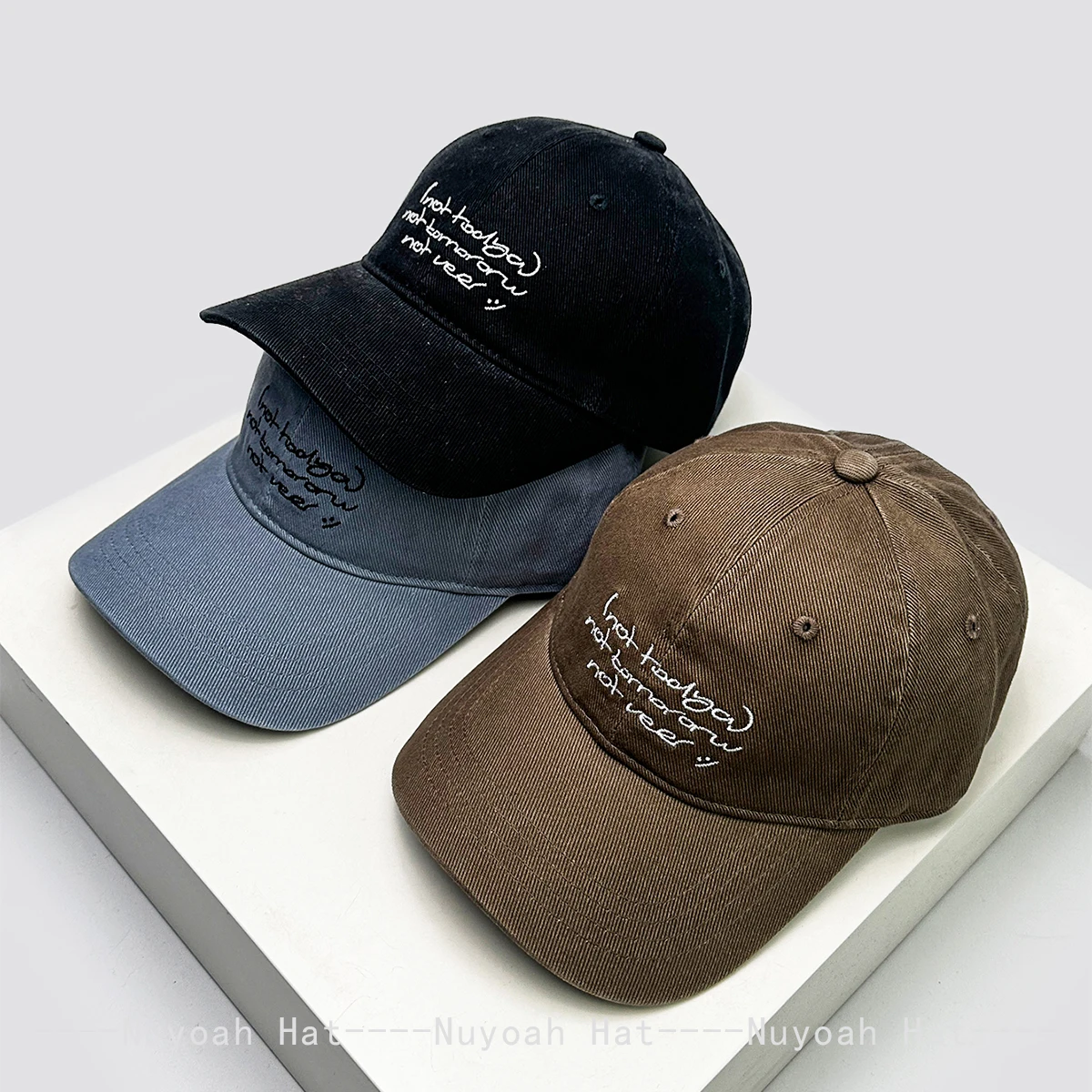 

New Men Women Korean Simple Embroidered Letters Baseball Hats Sunshade Personal Versatile Retro Peaked Caps Fashion Travel ins