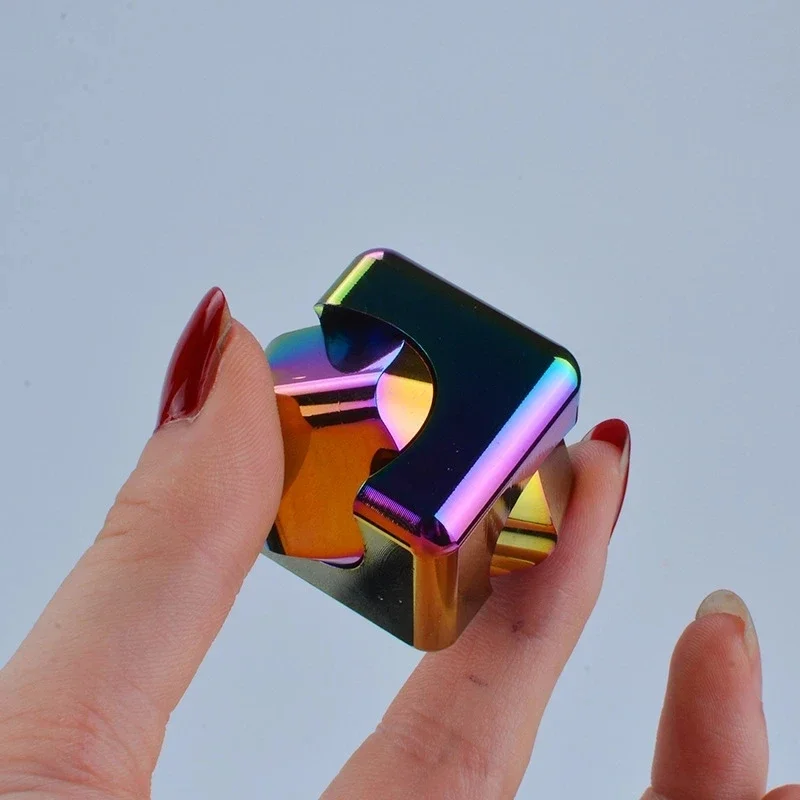 Stress Relief Toy Metal Cube Fingertip Spinner Decompression Spinning Tops Anti-Anxiety hobbies Hand Fidget Spinner Vent toys