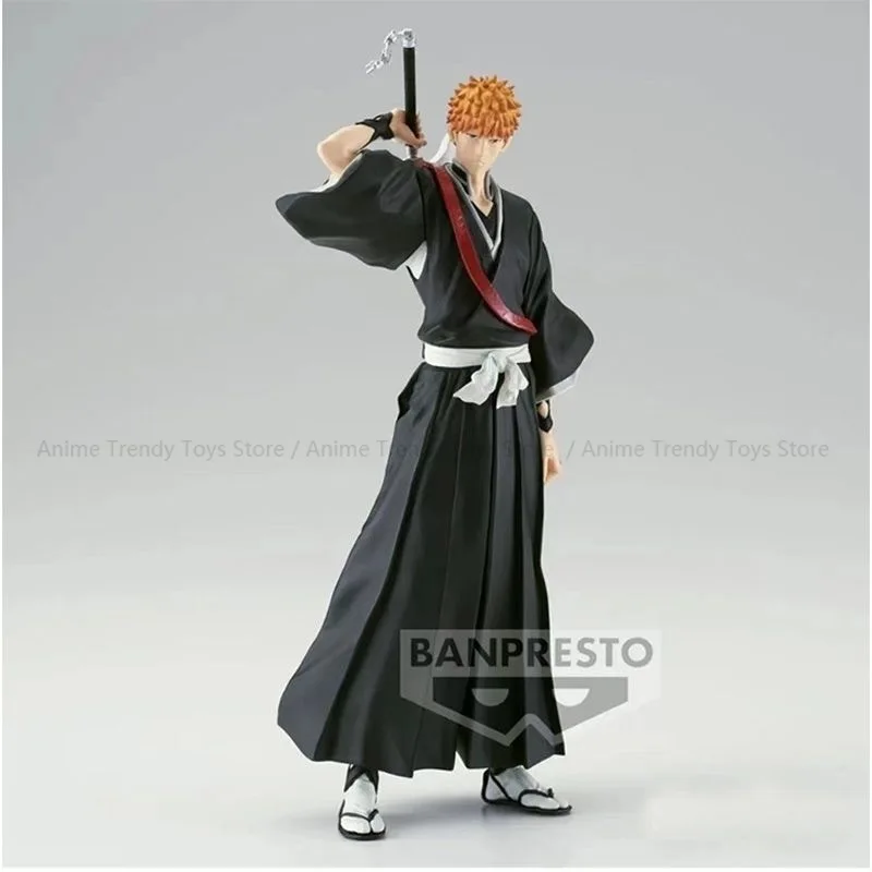 In Stock Bandai Anime BLEACH Figure Kurosaki Ichigo Draw Sword Zangetsu Action Figures Knife Collection Model Toys For Boy Gifts