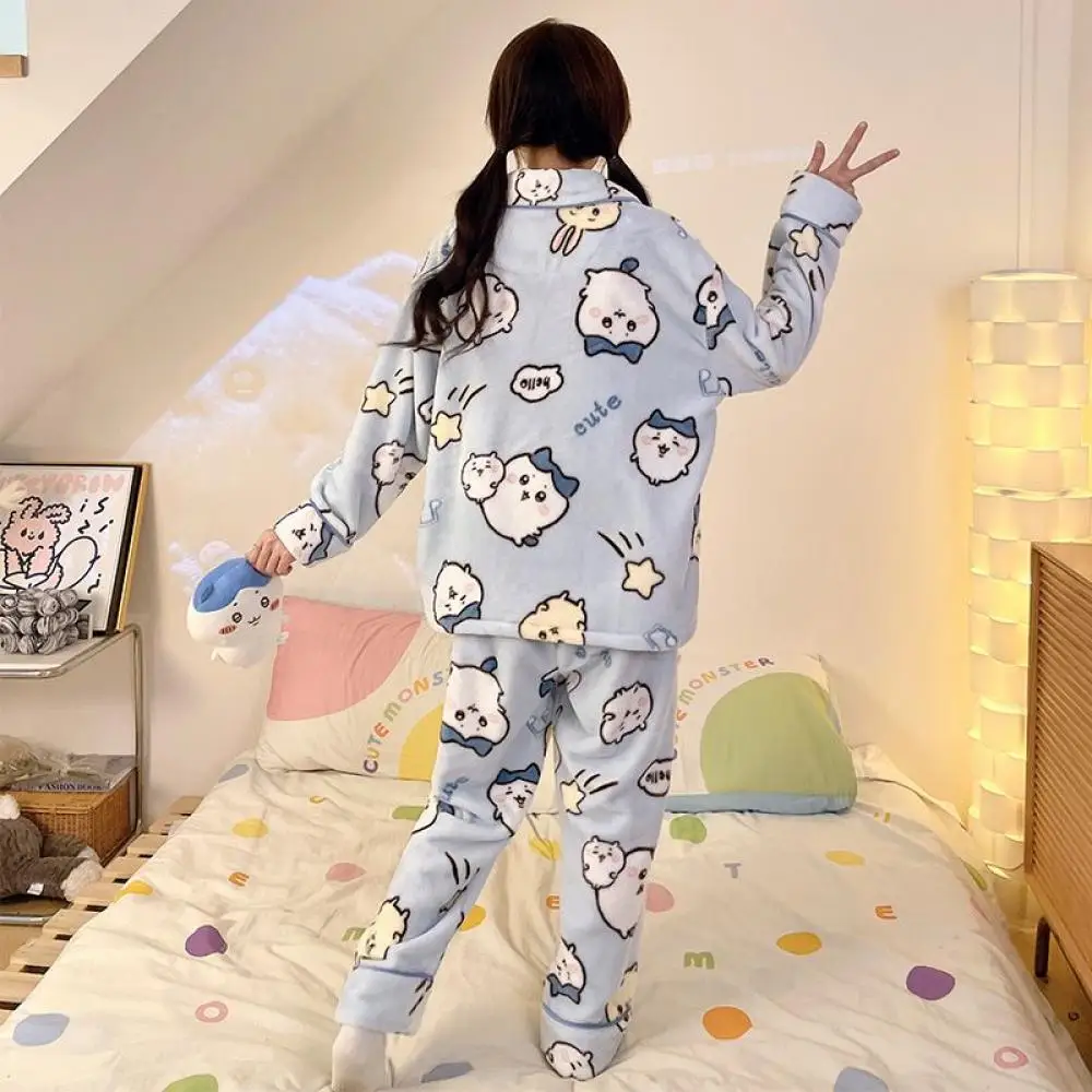 Neue Anime Weibliche Chiikawa Pyjamas Anzug Winter Hachiware Cartoon Korallen Fleece Nachtwäsche Flanell Samt Verdicken Homewear Anzug