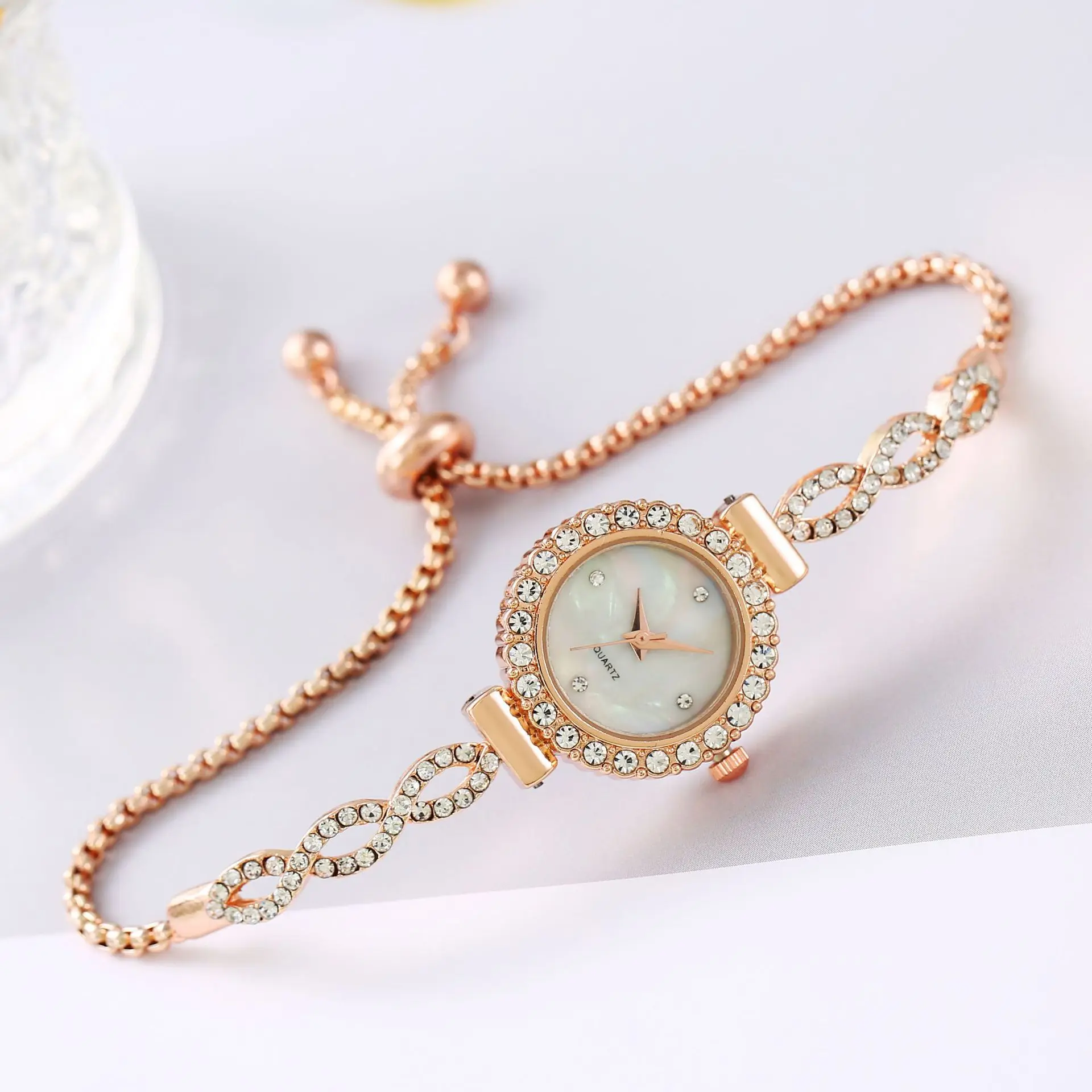 Women Bracelet Watches Top Brand Fashion Diamond Luxury Crystal Ladies Quartz Watch Steel Female Wristwatch Montre Femme Relojes