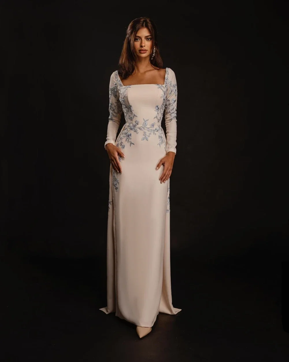 Customized Prom Dresses Exquisite Square Sheath Evening Embroidery Flower Vertically Satin Formal Occasion Gown فساتين