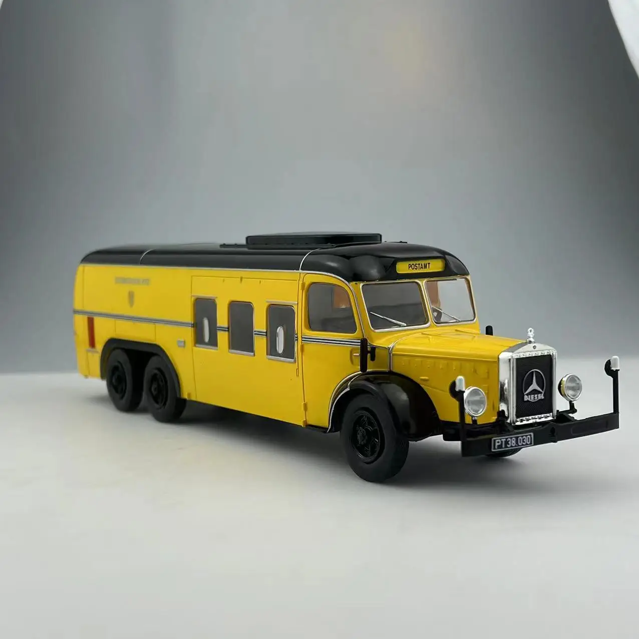 Diecast 1/43 Schaal Benz 10000 Post Correos Legering Model Auto Collectible Toy Gift Souvenir Display Ornament
