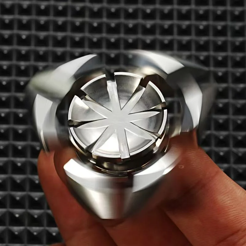 Futurista estilo Punk EDC Fidget Spinner de acero inoxidable, juguete fresco, herramienta de concentración de TDAH, juguetes para aliviar el estrés de escritorio
