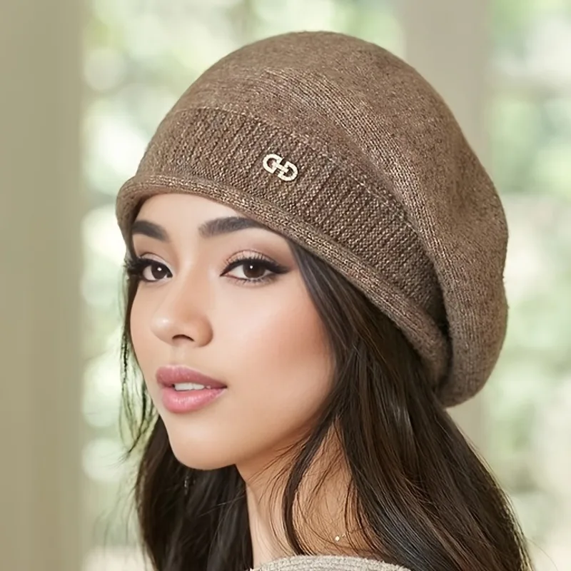 1pc, Women's Stretchy Fleece Beanie Hat with Pocket, Soft and Cozy Acrylic Knit Cap for Autumn and Winter