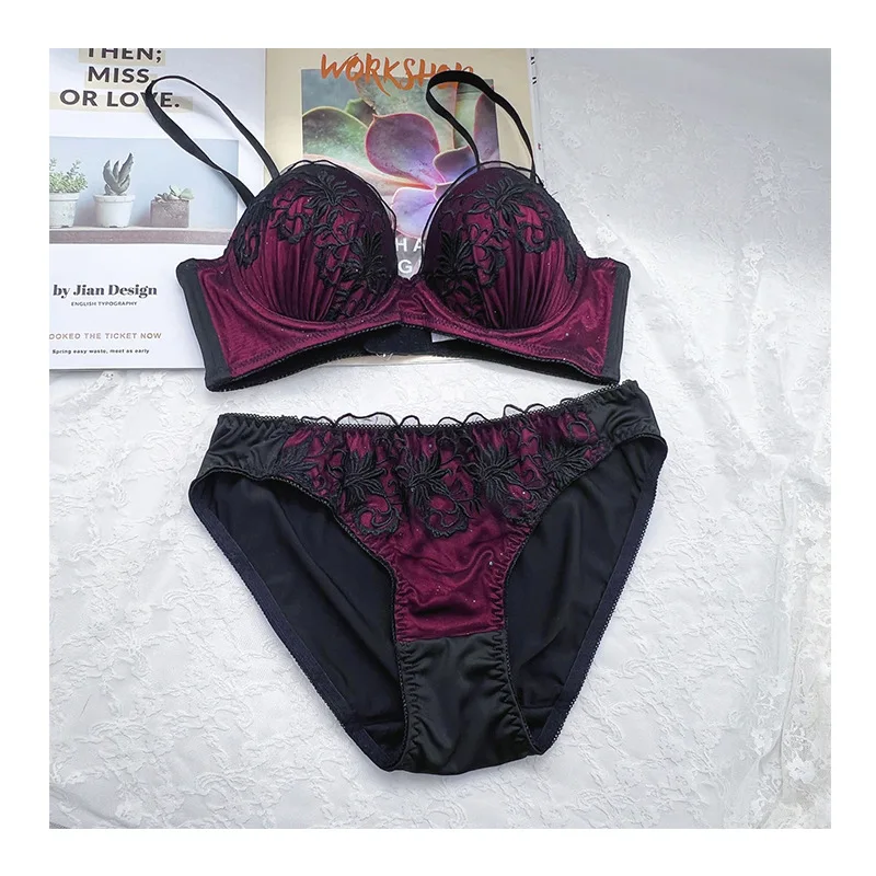 

Сексуальный комплект с бюстгальтером в стиле ретро, поддержка без стального кольца, нижнее белье для девочек, женские кружевные трусики с эффектом пуш-ап, нижнее белье с чашкой BCD