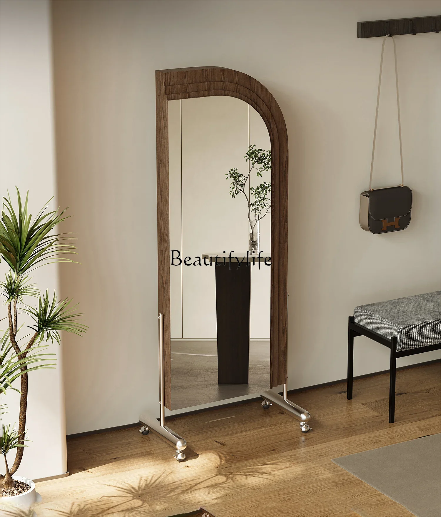 

Full-Length Mirror Italian Retro Practical Light Luxury Floor Mirror Movable