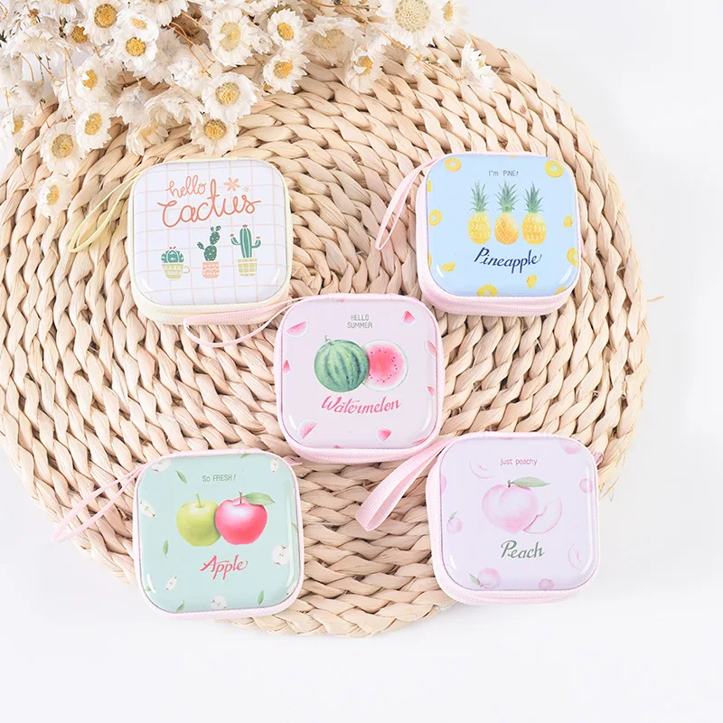 Cute Hand-painted Fruit Tinplate Coin Purse Creative Headphone Bag Advertising Promotion Gifts Gifts Can Be Customized Logo