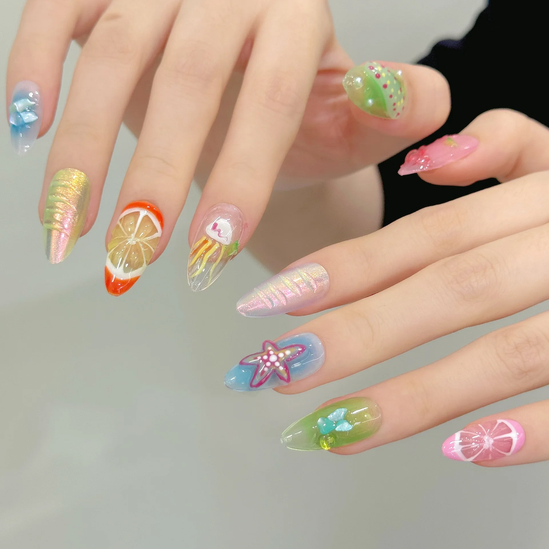 

10pcs Gradient Colorful Almond Press On Nails Handmade Summer Ocean Series False Nail With 3D Jellyfish Starfish Decor Fake Nail