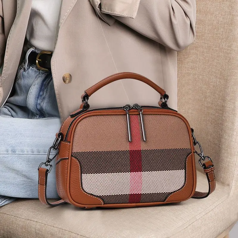 Classic plaid women's one shoulder crossbody bag is a mini square bag made of high-quality canvas and cowhide