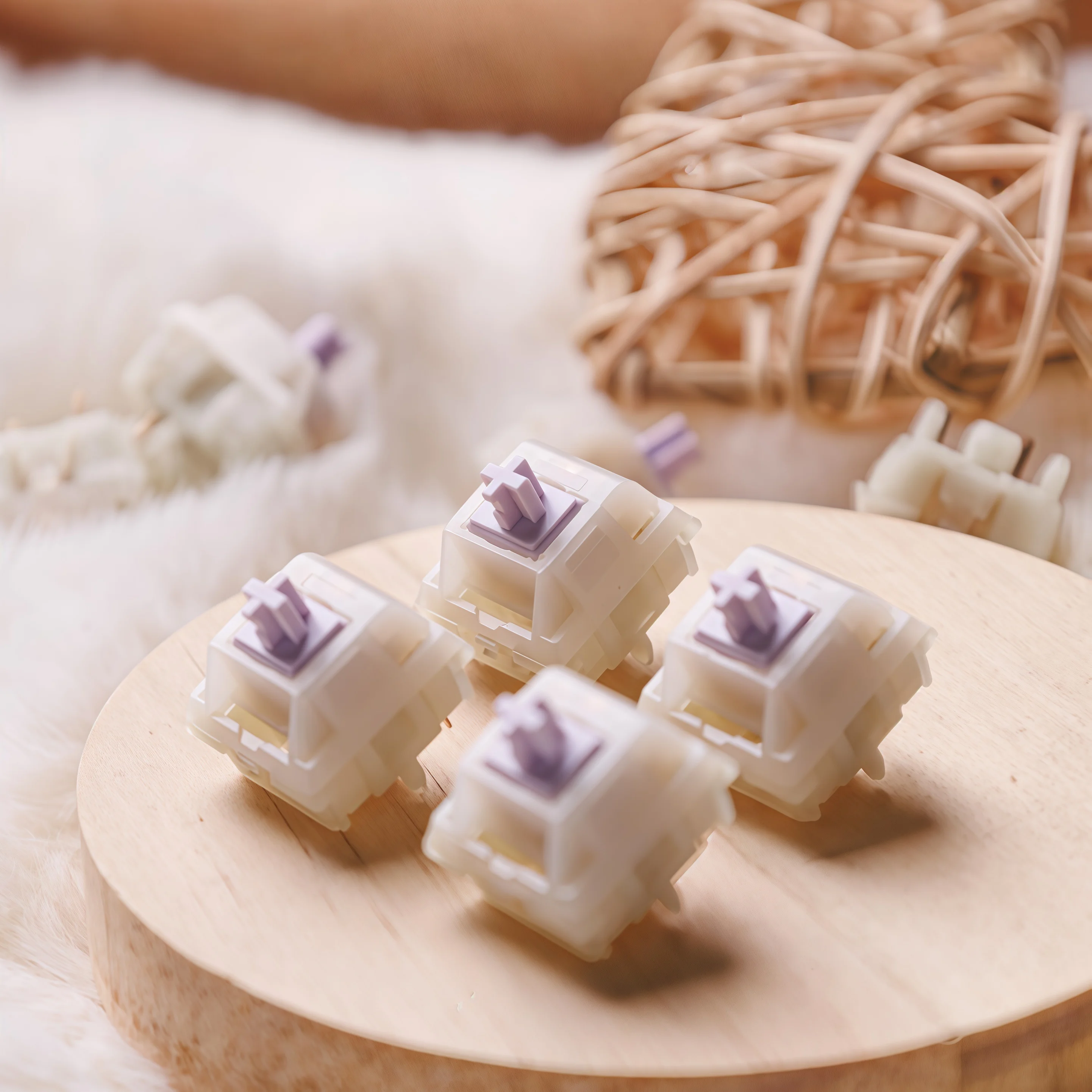 

Little Witch Linear Switch By Keygeek For Mechanical Keyboard 5-Pin 42g Pre-Lubed