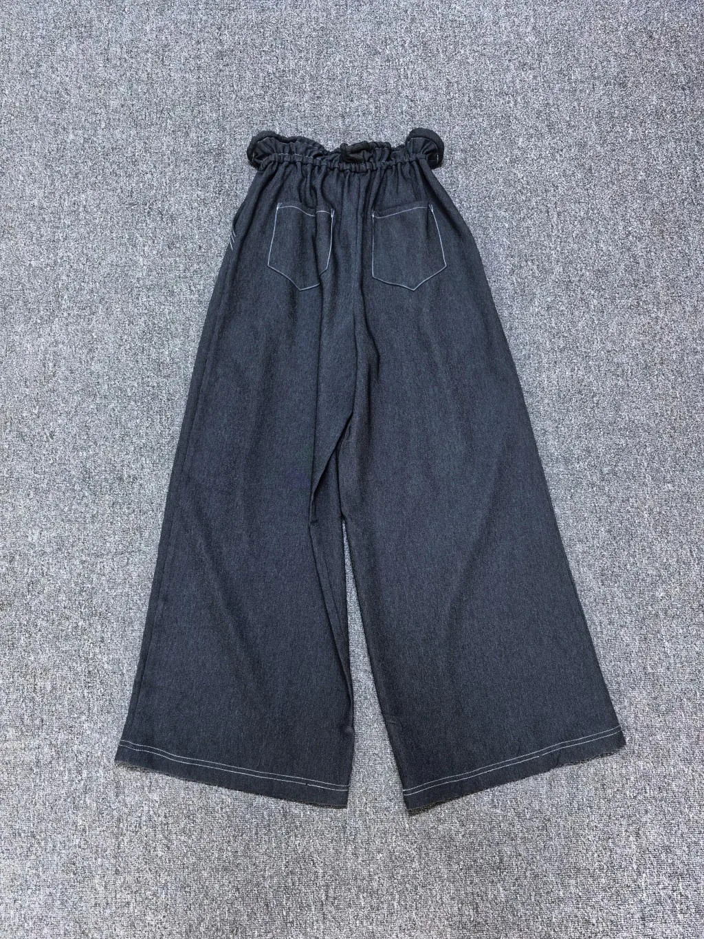 Elastic Waist Draped Pleated Casual Trousers, New Early Autumn 2026 Style, White Drawstring Wide-Leg Trousers For Women.