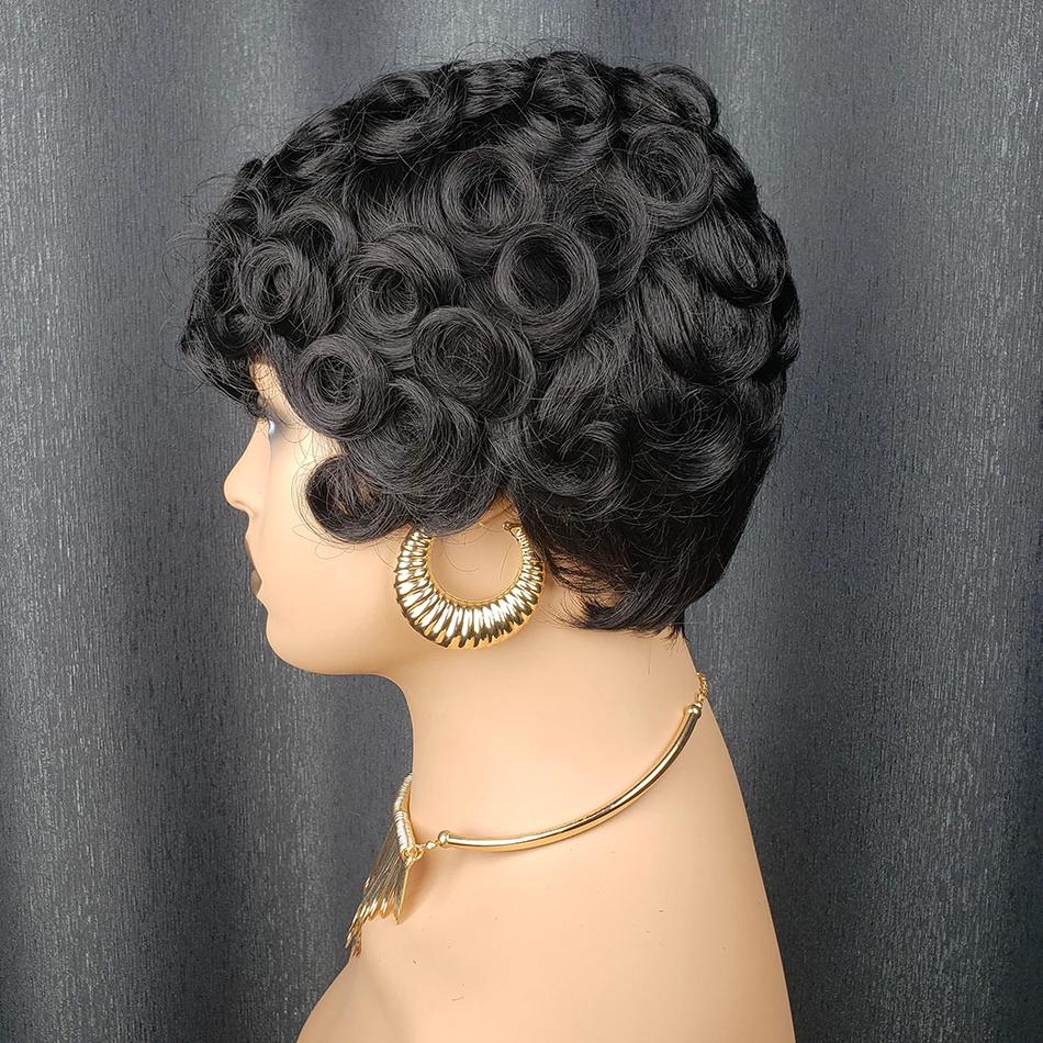 Peruka z ludzkich włosów pixie cut, w całości wykonana maszynowo, z grzywką, kręcone włosy typu egg curly, krótka peruka pixie cut z ludzkich włosów.