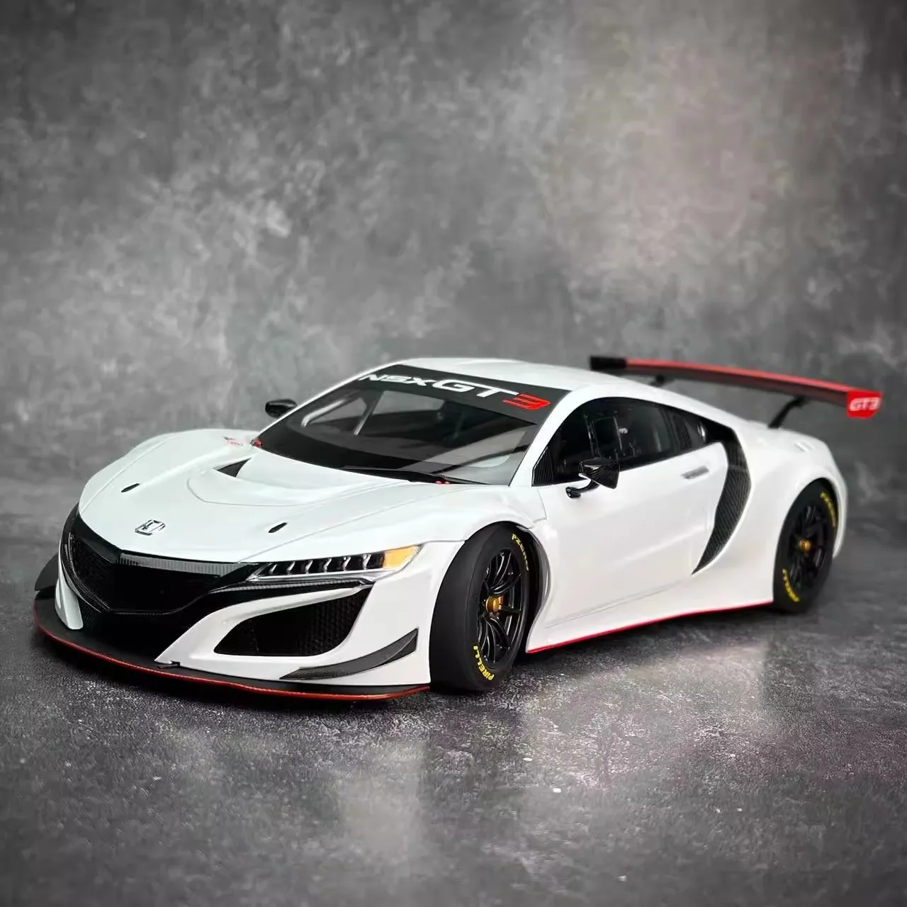 AUTOart NSX GT3 ホワイト 1/18スケールモデルミニカー AUTOart 1:18 Honda NSX GT3 Diecast Car- White – YX car model