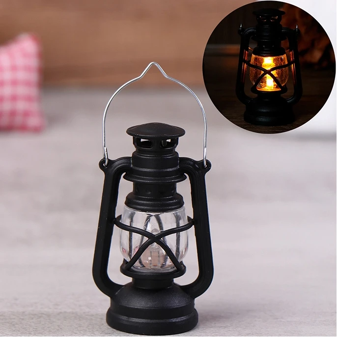 

6Cm Mini Retro Led Pony Lantern Warm Glowing Kerosene Lamp Style Night Light For Dollhouse Home Decoration Toys