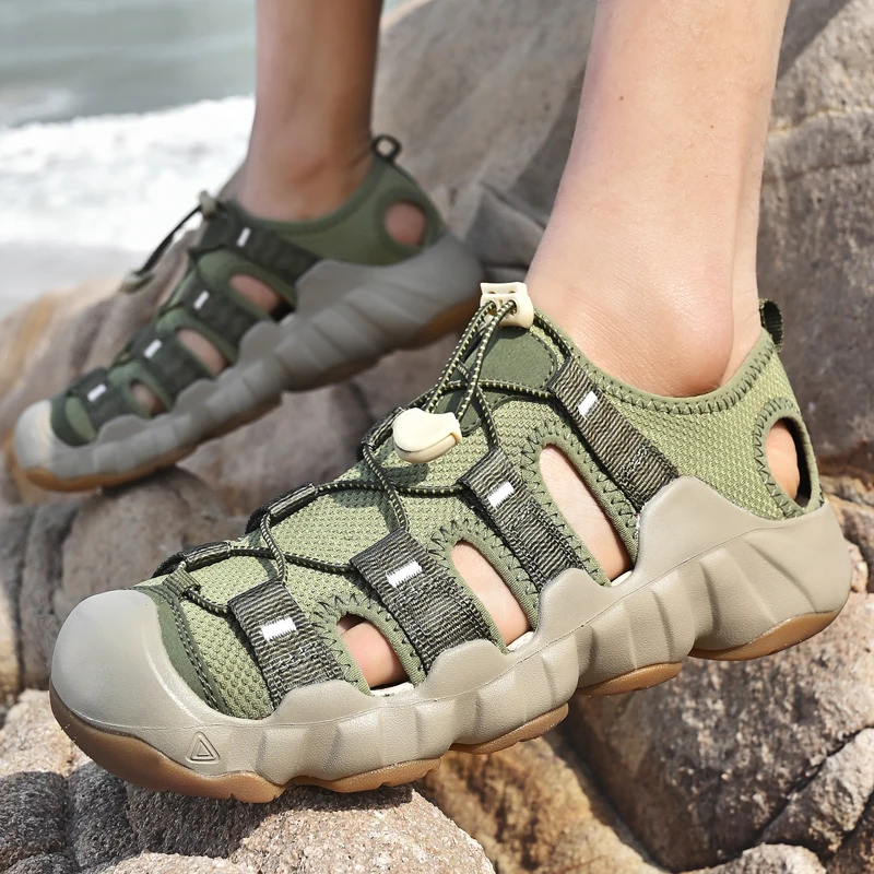 

Модная повседневная обувь для улицы, мужские сандалии, дышащая повседневная обувь с сетчатыми вставками, мужские пляжные сандалии, мужские прогулочные туфли на плоской подошве, сандалии для треккинга