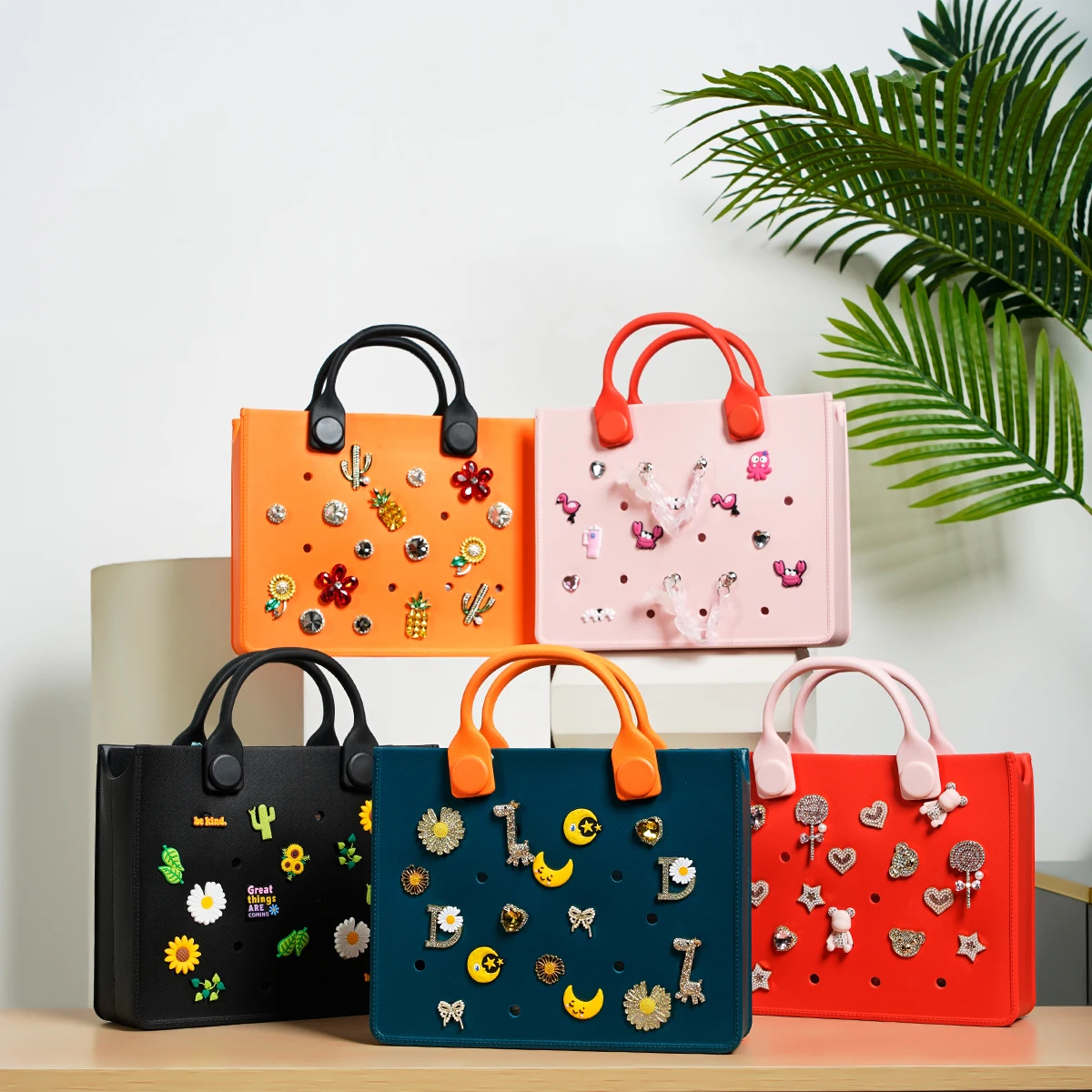 De Oranje Kerel NIEUWE Casual Waterdichte Reistas Outdoor Strandtassen Damesmode Nieuwe EVA Geperforeerde Handtas Fit Charms