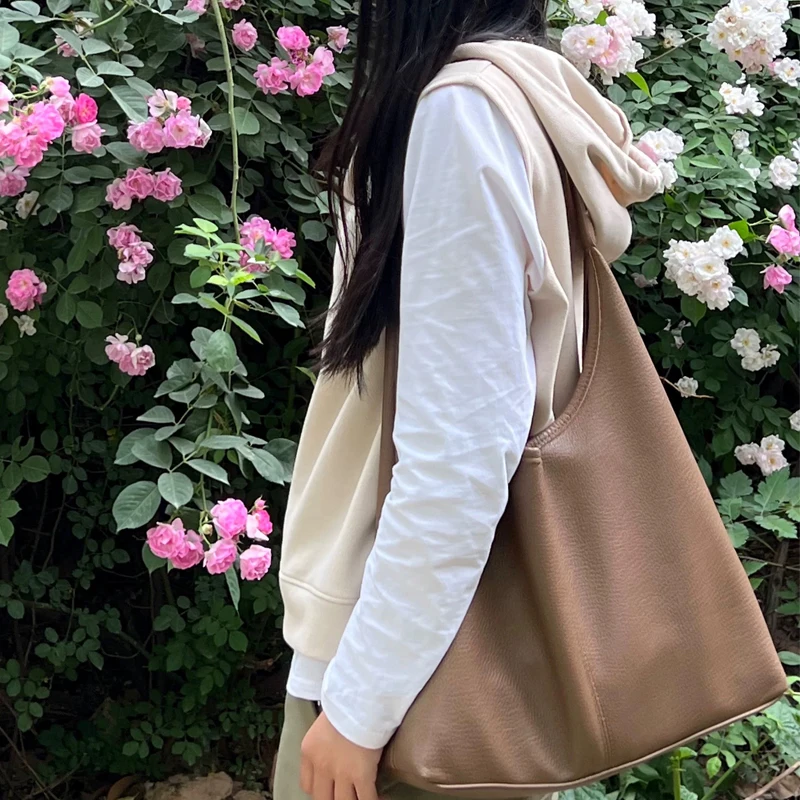 

2025 новая женская сумка, роскошная дизайнерская сумка на одно плечо большой вместимости, сумка и кошелек из искусственной кожи премиум-класса