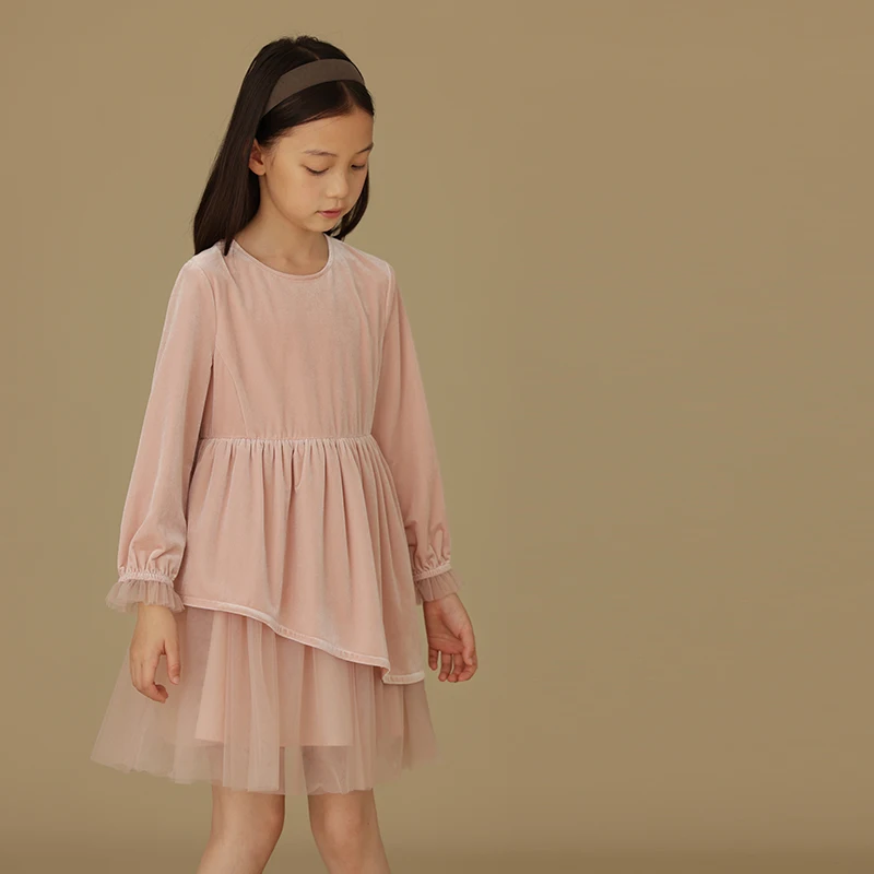 

Детская одежда, одежда для девочек, платье на день рождения, новое милое розовое бархатное платье принцессы с длинным рукавом для мам и детей на раннюю осень 24 года, женское платье