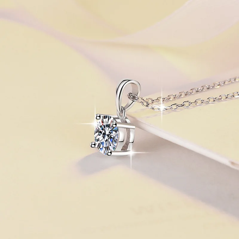 

S925 Silver Rhodium Plated Classic 4 Prong 1/2/5 CT D Color VVS1 Moissanite Ring, Simple & Elegant Fine Jewelry