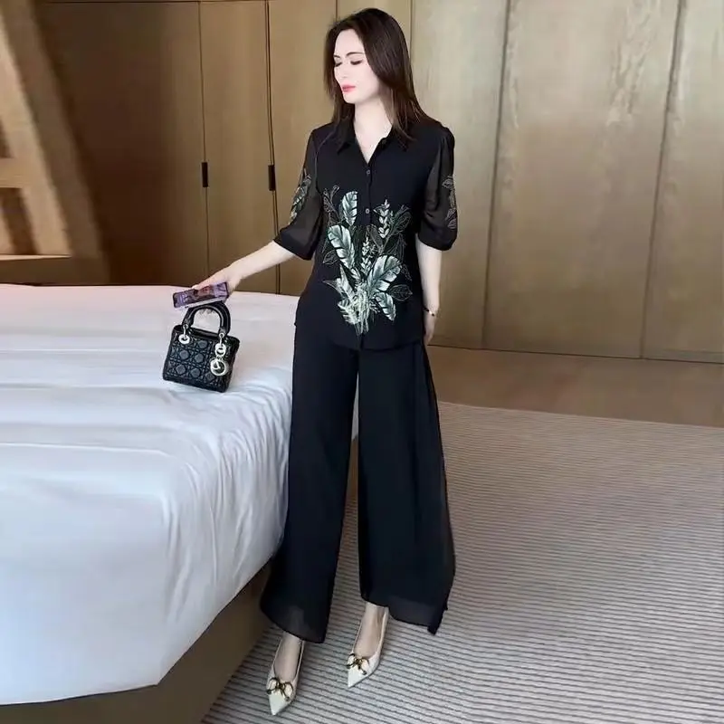 Blusa de chiffon com proteção solar de manga média para mulheres estilo fino nova coleção de verão petite camisa fashion lisonjeira