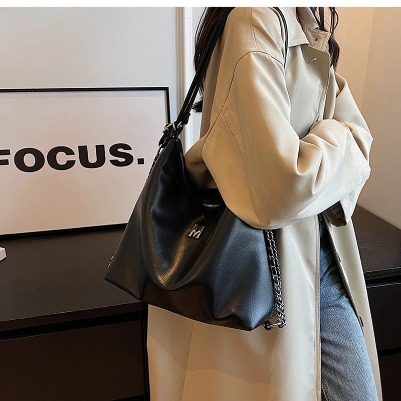 اتجاه الموضة، حقائب ذات سعة كبيرة، حقيبة يد نسائية جديدة، حقائب كتف متعددة الاستخدامات، حقائب ظهر شعبية متعددة الأغراض #6