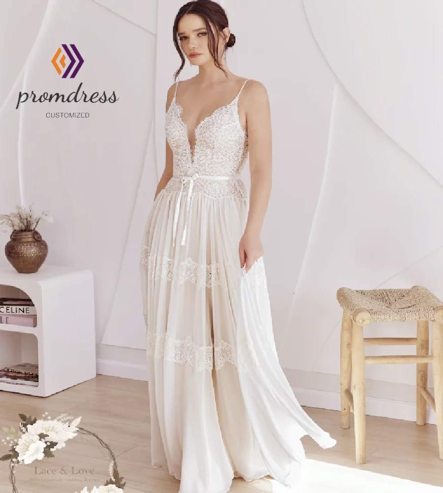

Spaghetti Straps Boho Beach Wedding Dress 2026 Chic Floor Lenght Lace Flowy Bohemian Bridal Dress Backless Elegant Civil Bride