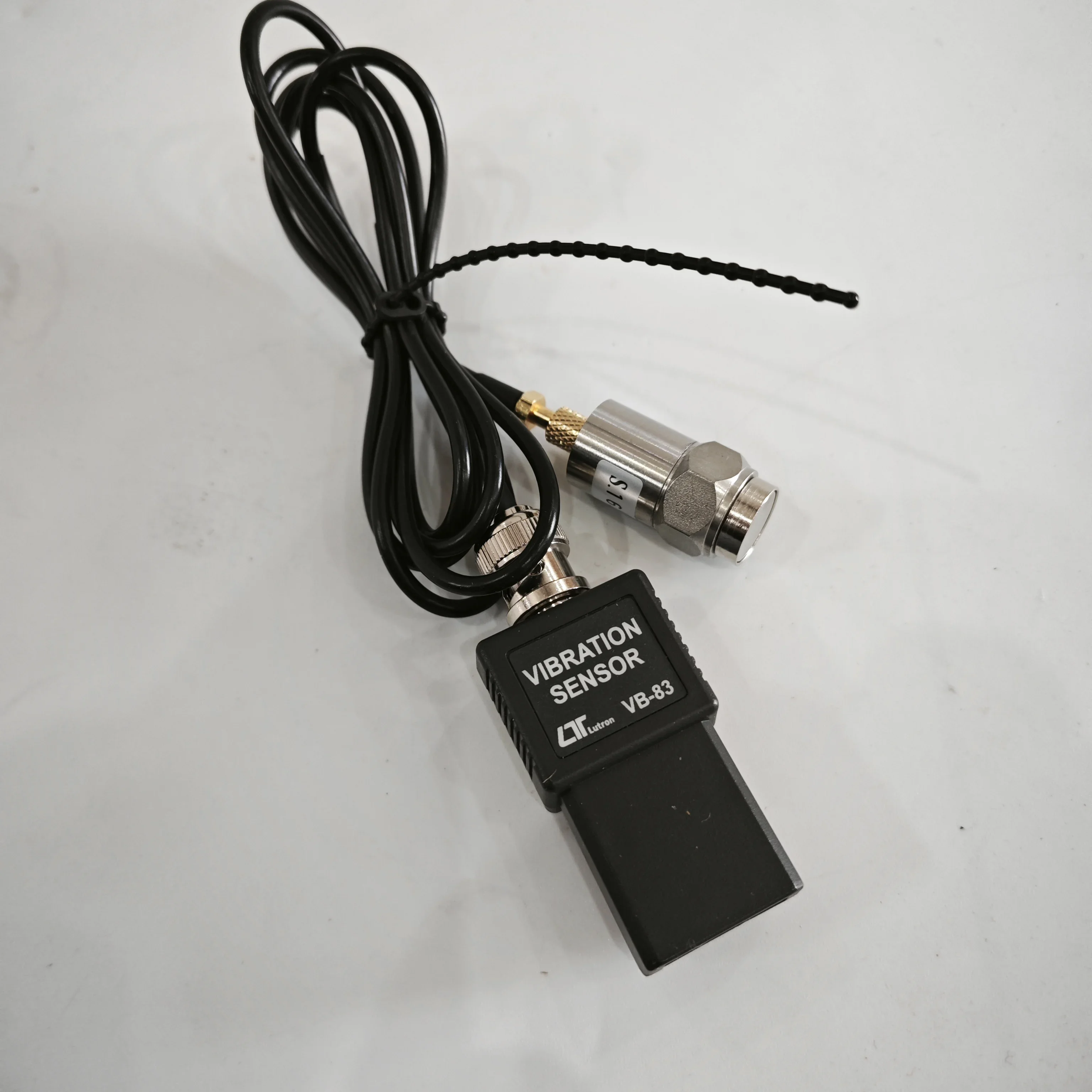 

VB-83 Vibration sensor for LUTRON BVB-8207SD 4 Channels Vibration Meter