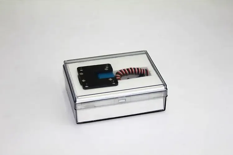 Dynam in metallo Robusta staffa di montaggio per montante del carrello di atterraggio Ø3 4 fori 90o 75 gradi coppia: 3,5 kg. cm per aereo peso 1-4,0 kg