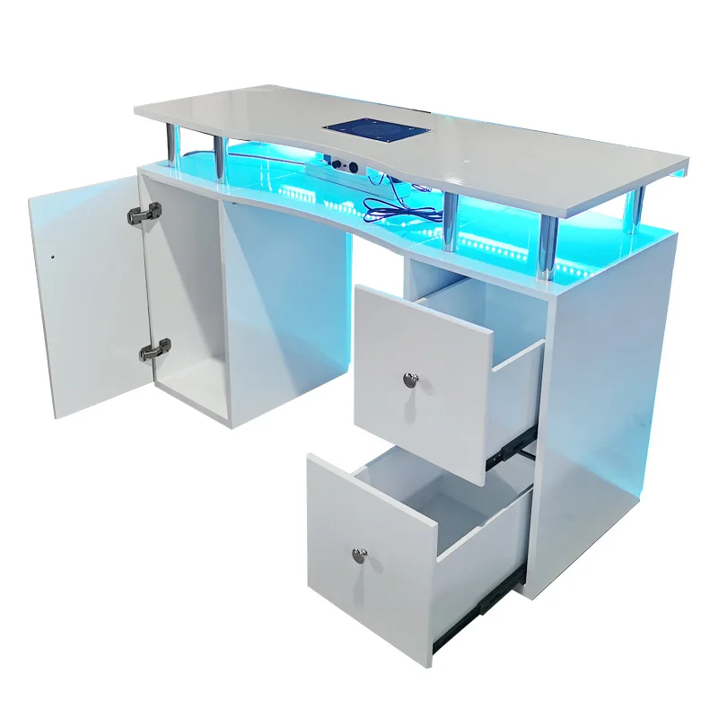 

Lamp-style Nail Salon with White Nail Tables and Drawer Cabinet Solid Wood Nail Salon with Tables That Are Simple and Elegant.