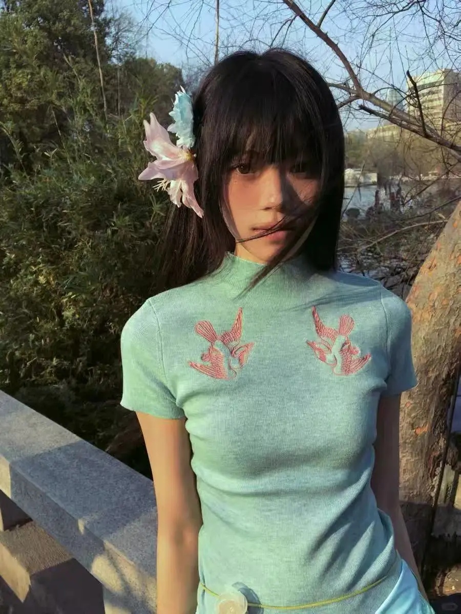 

Зеленые футболки с вышивкой, женские водолазки, облегающие укороченные топы с короткими рукавами, летняя эстетичная одежда Y2k в стиле Харадзюку Ins