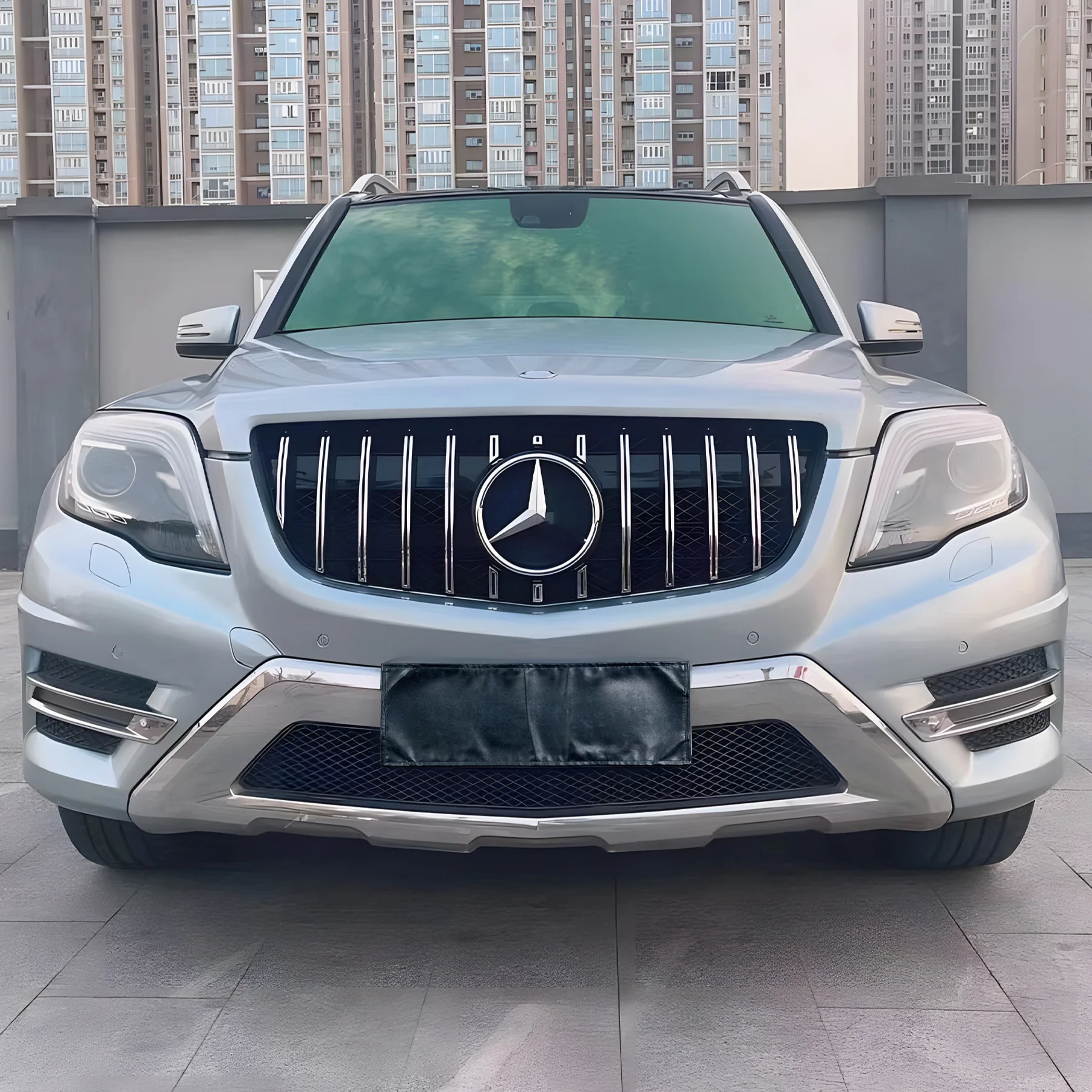 Mercedes Benz 08-15 GLK200 GLK260 GLK300 modified with Starry Sky GT vertical bar grille mirror logo