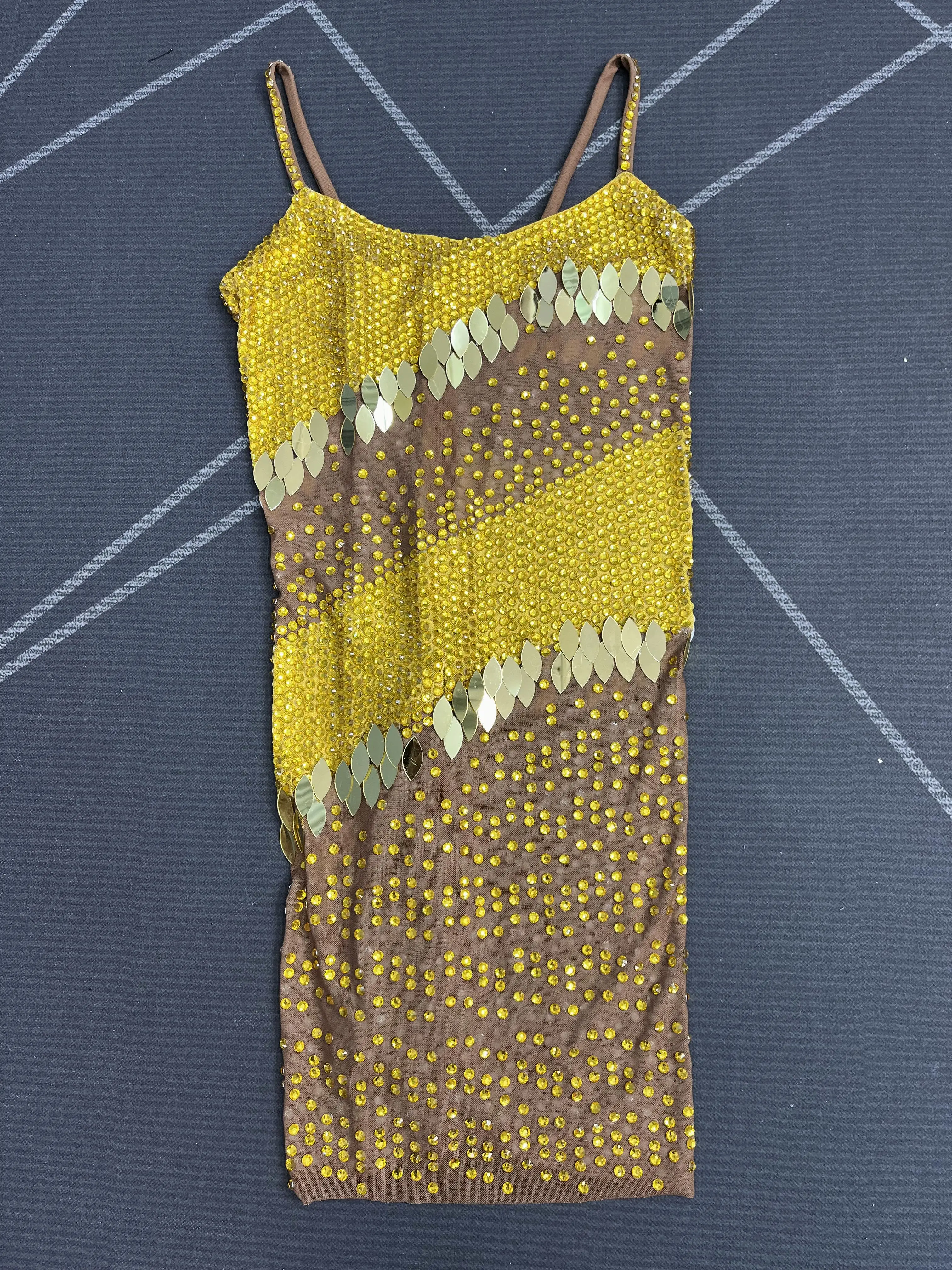 New Designed Twinkling Rhinestones Mirrors Trim fit Suspender Dress Women Party Celebrate Show Fashion Outfit Stage CostumeEyuye