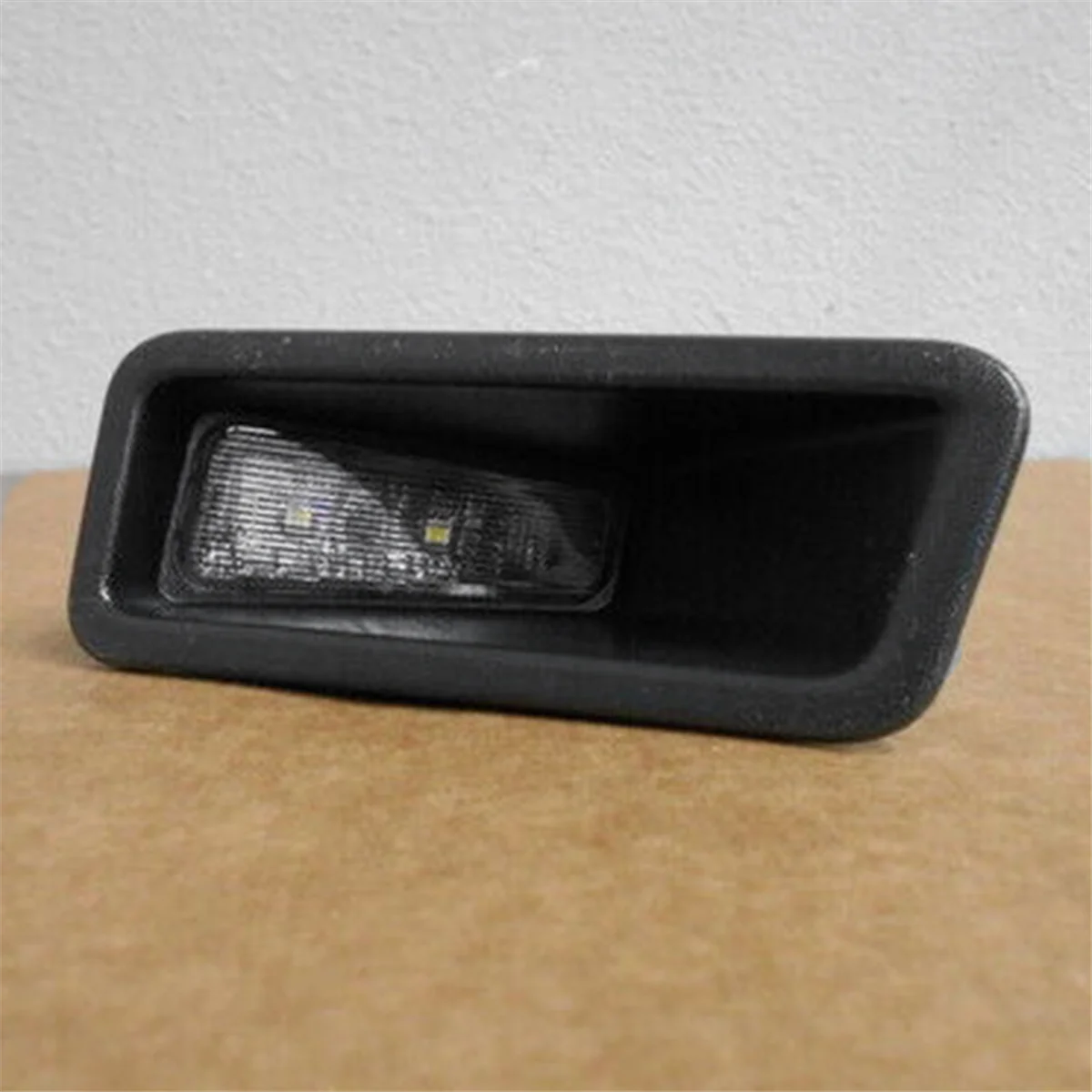 1 paio di luci targa posteriore per auto 68384254AB 68384255AB per accessori auto Dodge RAM 2019-2023