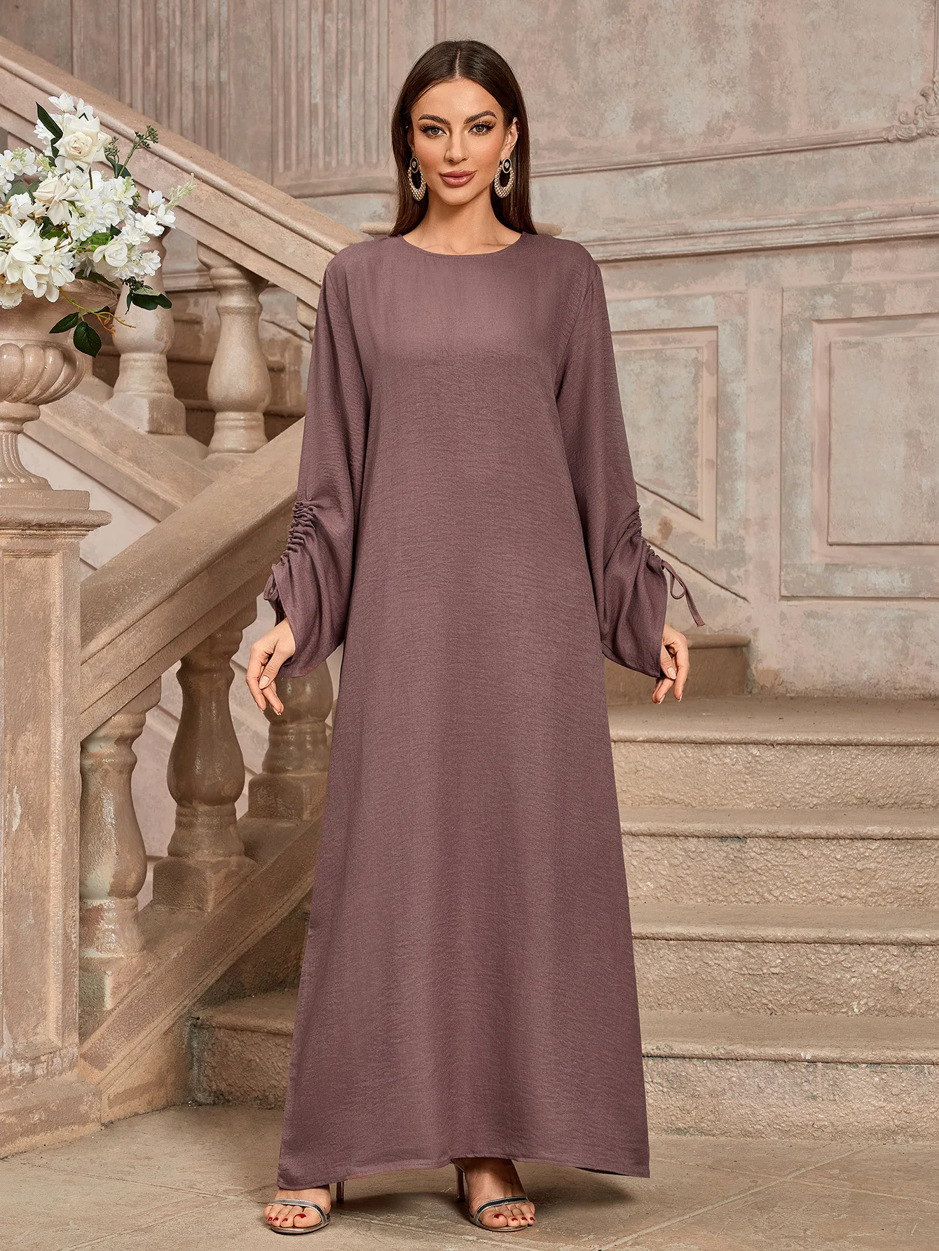

Elegant Modest Abaya Dubai Middle East Kaftan Abaya Chiffon Long Sleeve Embroidered Abaya Stylish Muslim Maxi Flowy Gown