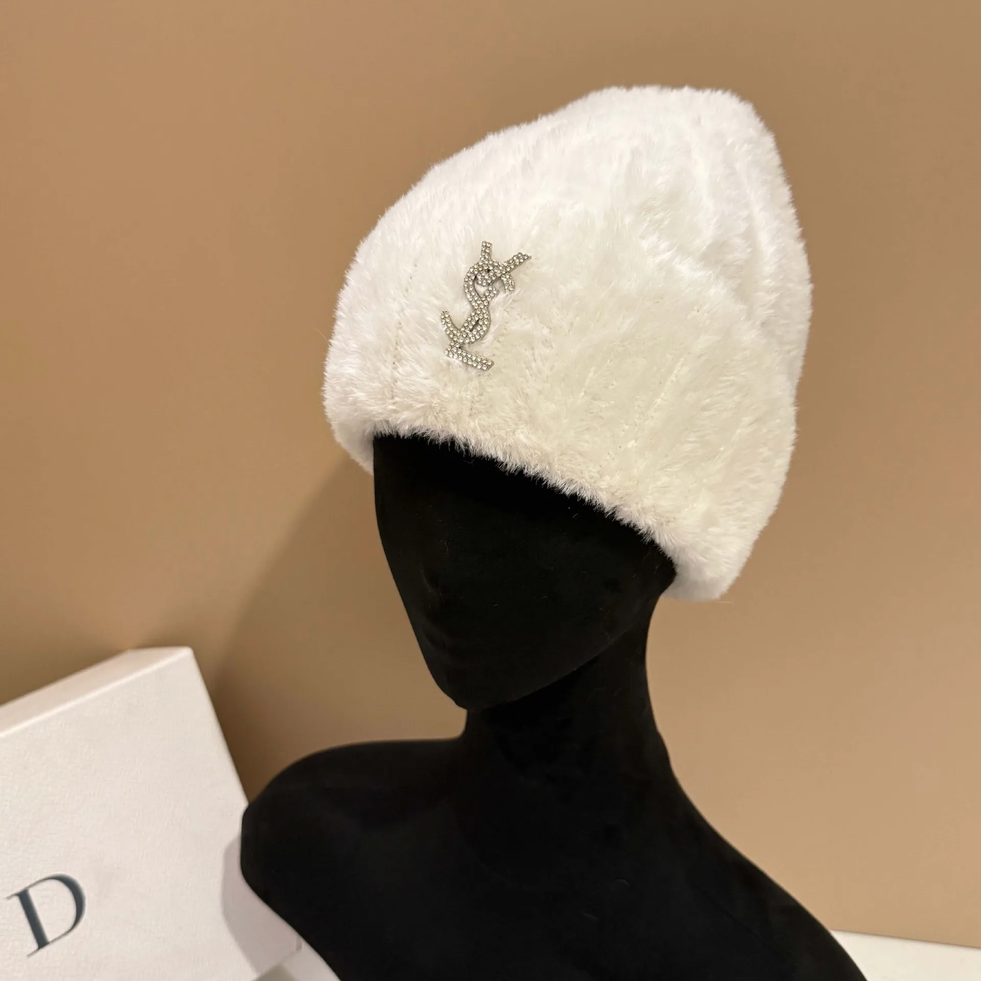 Winter New Wide Rib Pattern Mink Fur Knit Cap Outdoor Warm Soft Cold Hat Fashion Ear Protection Balaclava Beanie Women