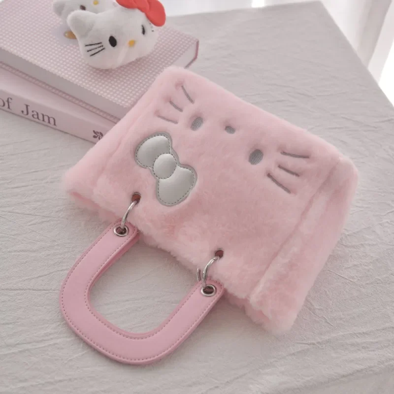 HelloKitty Girl Carrying Bag Autumn/Winter 2024 Fashion New Makeup Plush Sweet and Unique Handheld One Shoulder Cute Crossbody