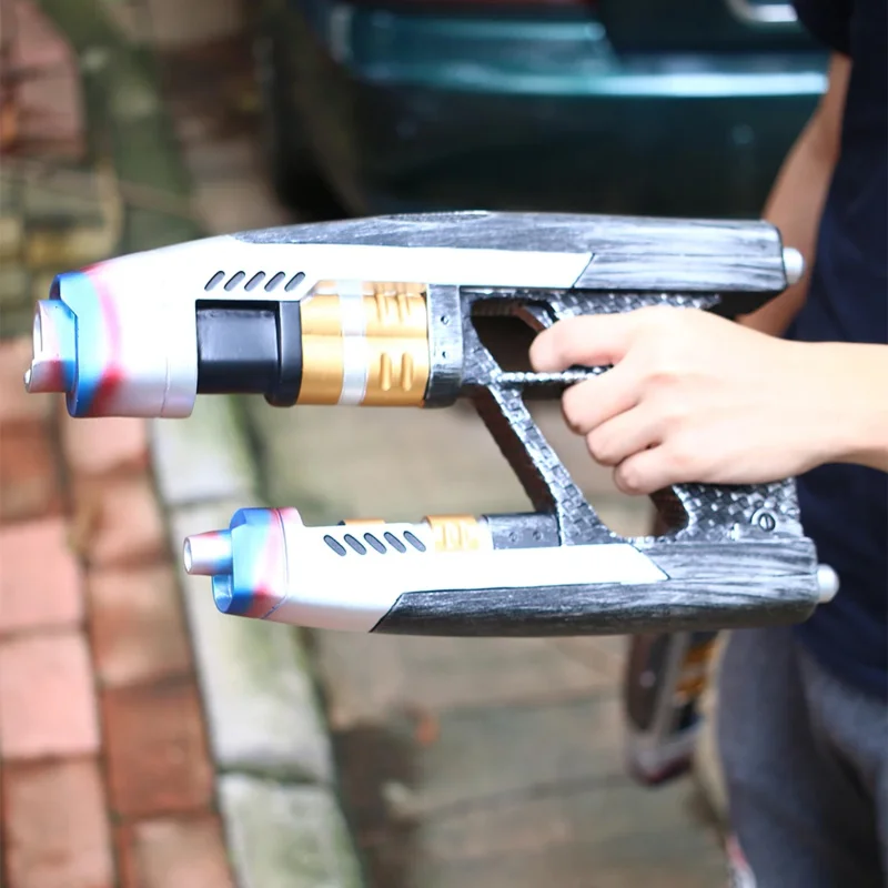Un paio di pistole Cosplay Star Lord Gun Peter Quill arma resina puntelli fatti A mano adulto Halloween Party Prop