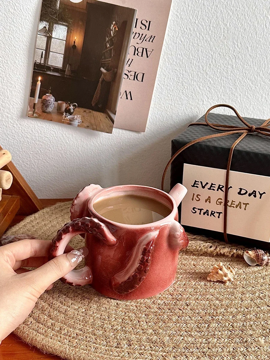 Tazza da caffè tazza da caffè in ceramica fatta a mano a forma di polpo regalo di compleanno Halloween Design unico