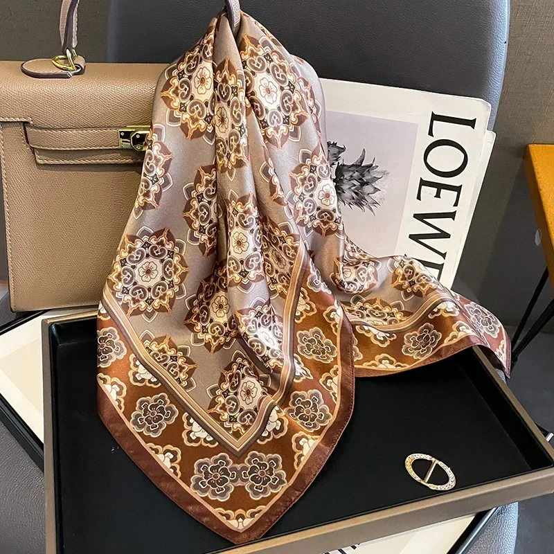 100% Silk Square Scarf Women Neck Bandana Luxury Scarves Female Summer Mulberry Silk Neckerchief Headkerchief Shawl Wrap Hijab